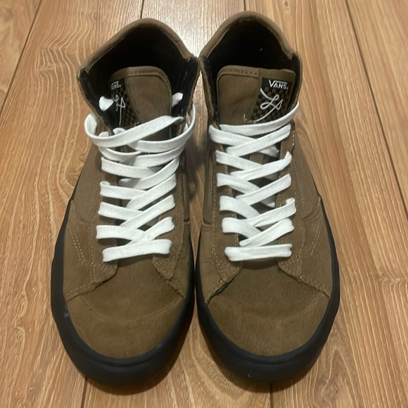 Vans Other - LIKE NEW VANS “THE LIZZIE”